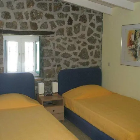 The Architect * Ária