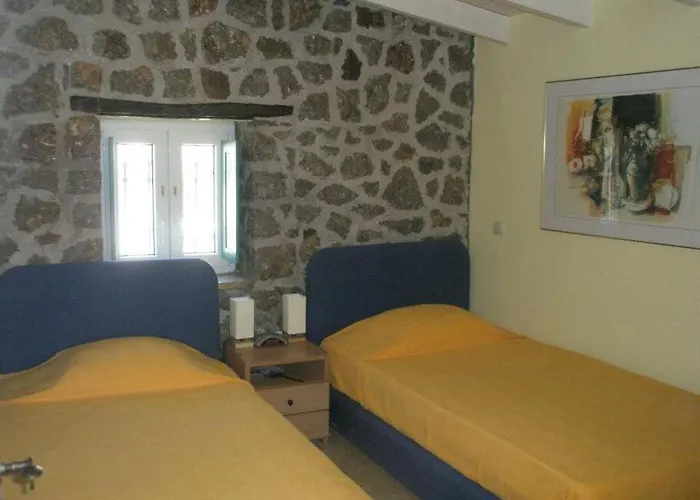 The Architect * Ária